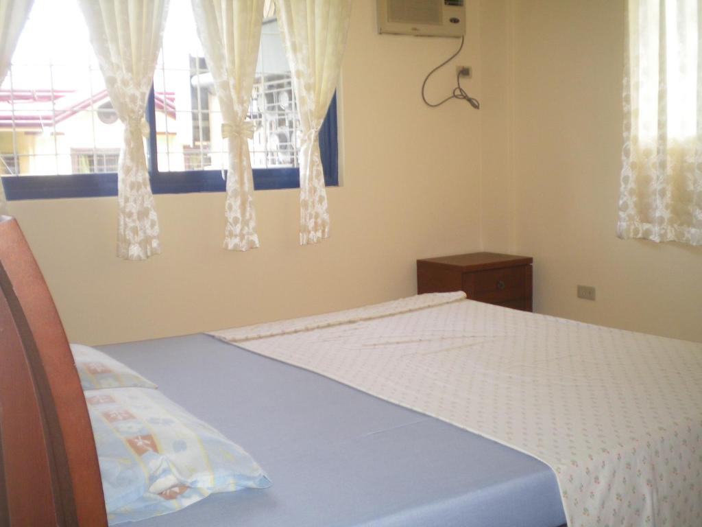 Dumaguete Springs Apartment Dumaguete City Zimmer foto