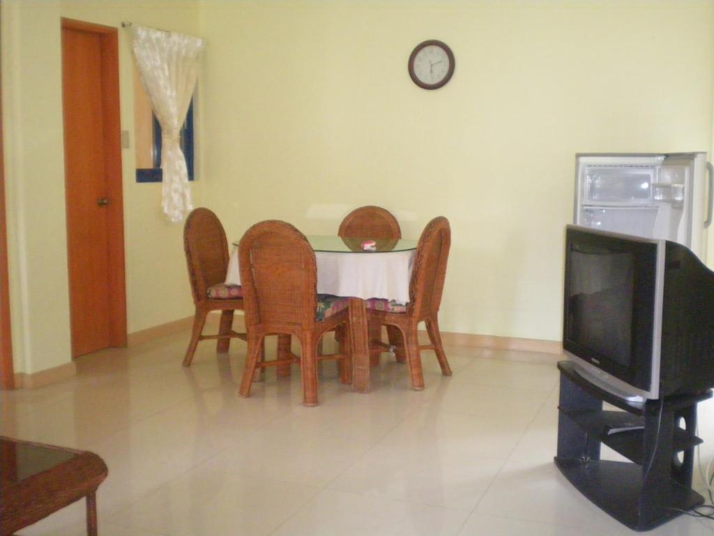 Dumaguete Springs Apartment Dumaguete City Zimmer foto